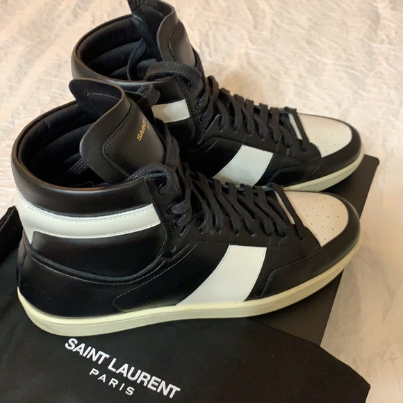 These high top Saint Laurent sneakers are in good condition. Still in style! - Picture 3 of 4